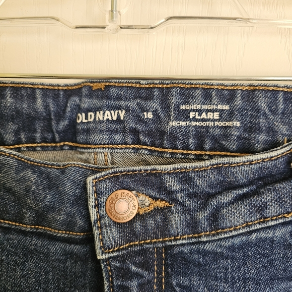 Old Navy Flare Jeans size 16 - Picture 2 of 5
